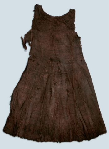 Burgundský tabard - oděv heroldů z poloviny 15. století, v současnosti k vidění v Kunsthistorische museum, Vídeň